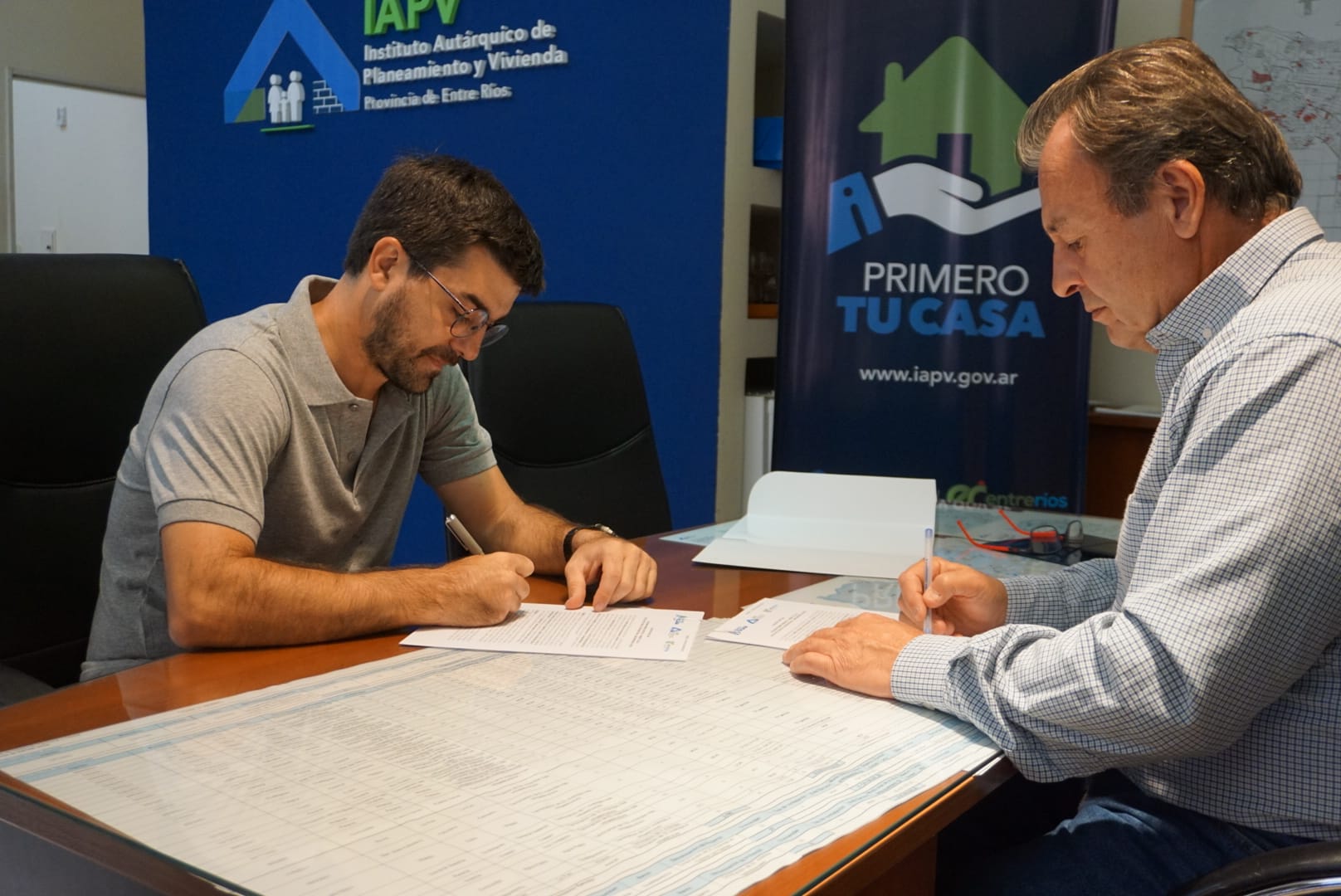 Se firmó un convenio para construir 25 nuevas viviendas en La Paz