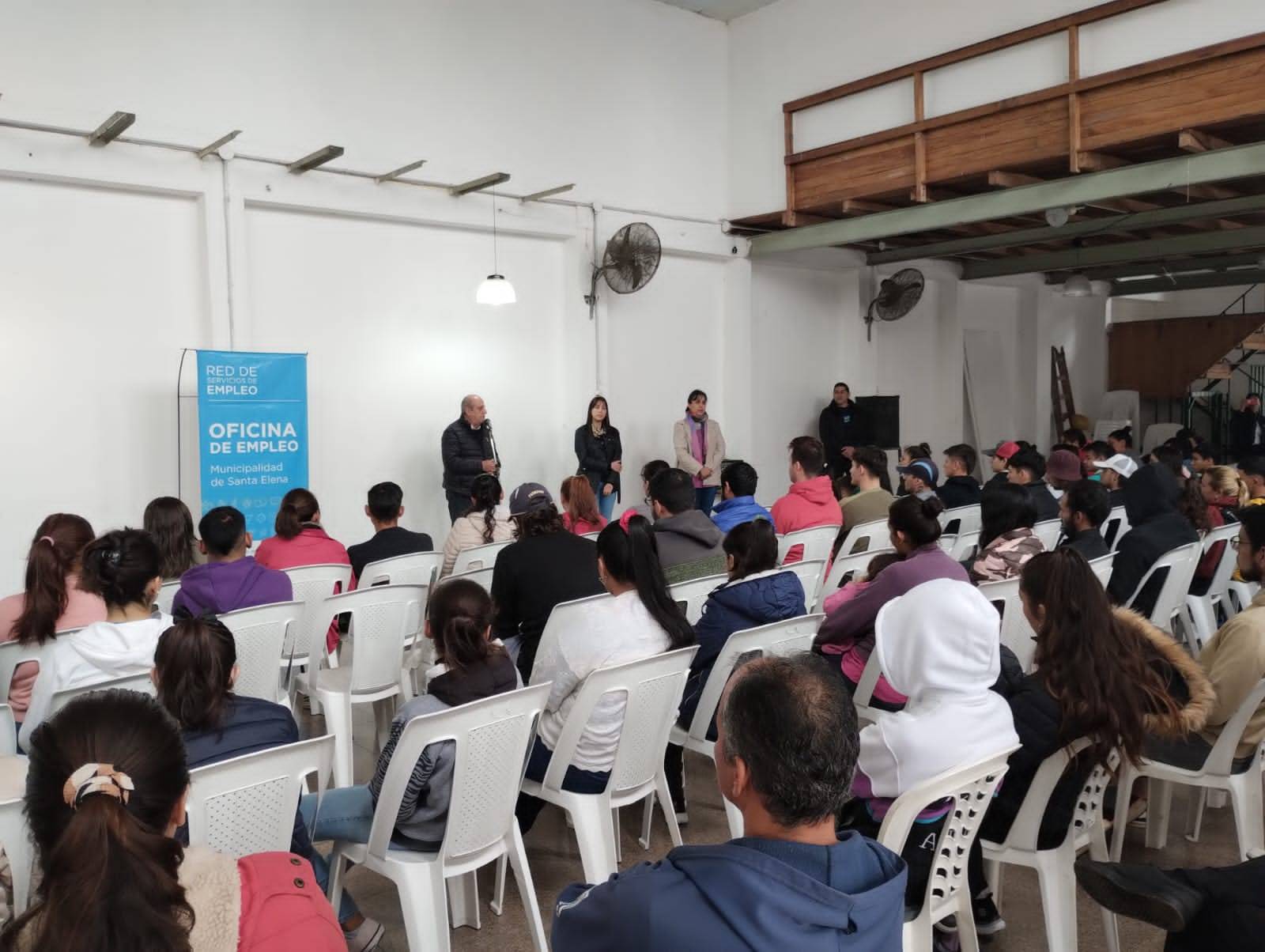 120 jóvenes santaelenenses inician las capacitaciones remuneradas 