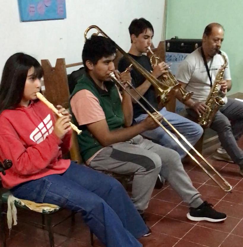 El municipio promueve la educación musical desde un enfoque social y artístico 