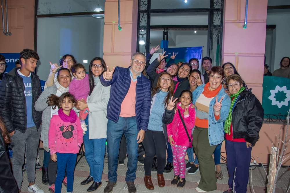 Aimone y Saad inauguraron su local partidario