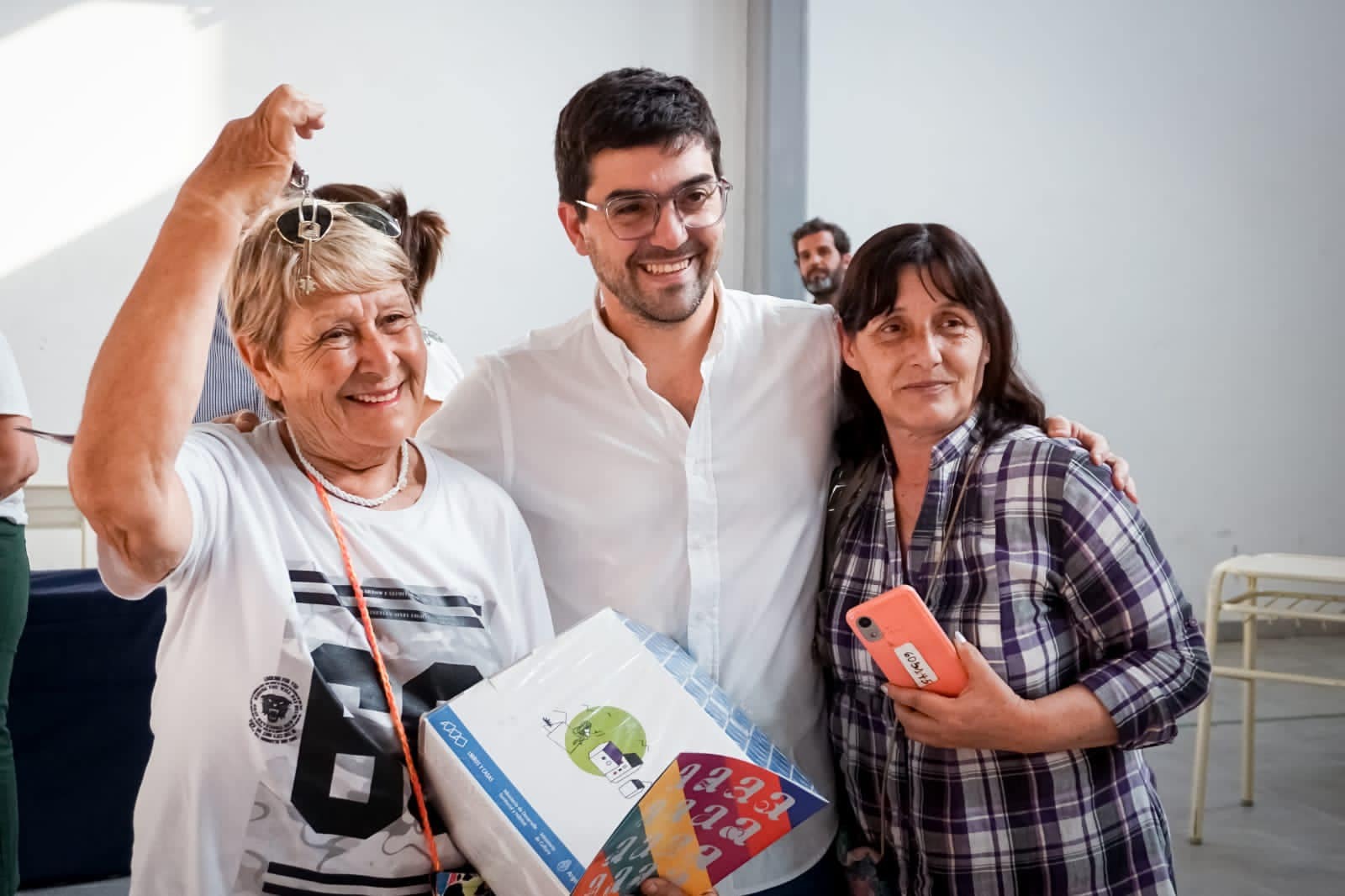 100 familias paceñas cumplieron el sueño de tener la casa propia