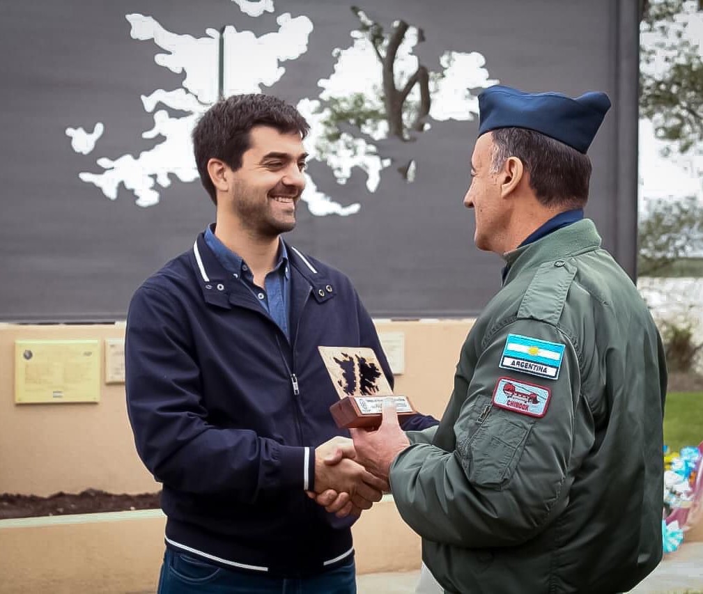 Sarubi inauguró un nuevo espacio público: el paseo “Malvinas Argentinas”   