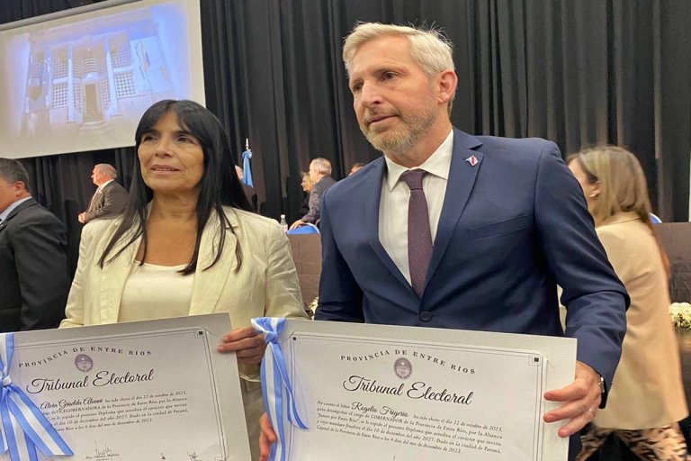 Rogelio Frigerio fue proclamado gobernador y Alicia Aluani vicegobernadora