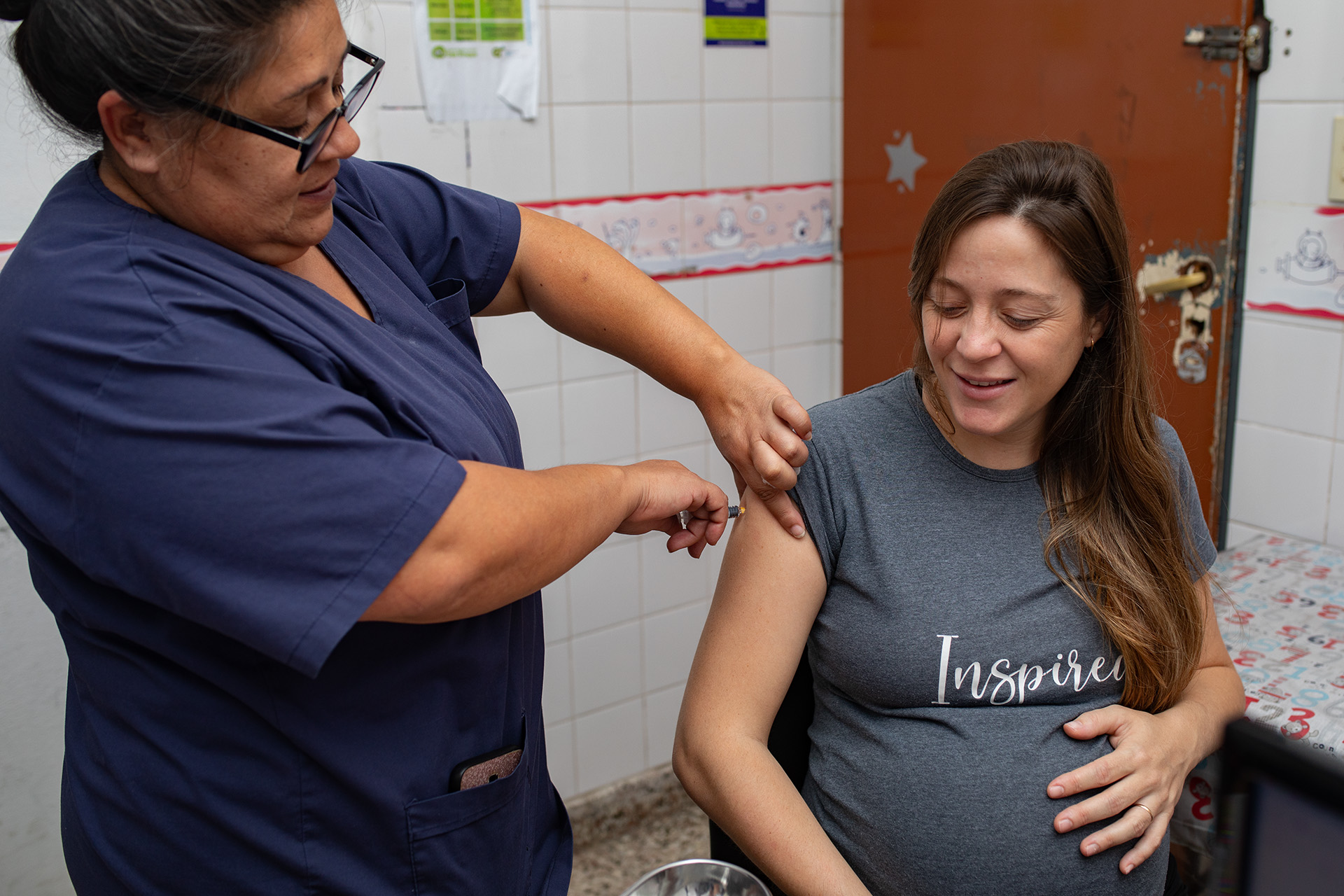 Embarazadas entre 32 y 36 semanas deben vacunarse contra la bronquiolitis para proteger a sus bebés