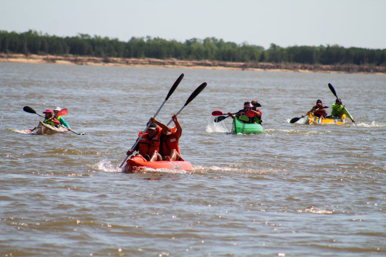 Hoy se corre la ultima fecha del campeonato paceño de canotaje