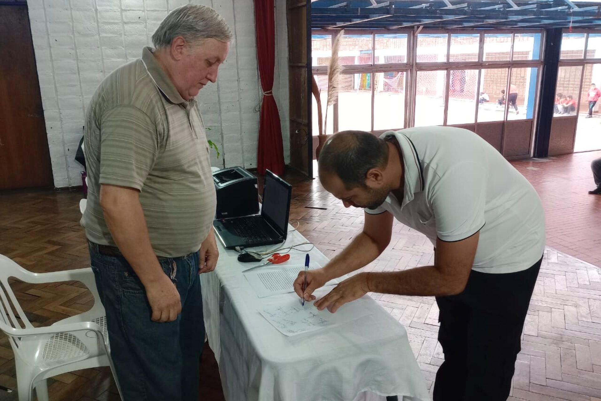 Realizarán intervenciones en el edificio de una escuela de Santa Elena