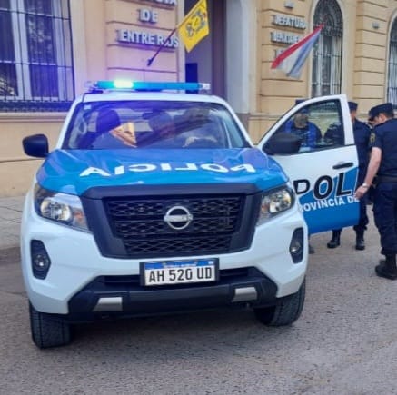 La Paz recibió dos nuevos patrulleros para reforzar la seguridad