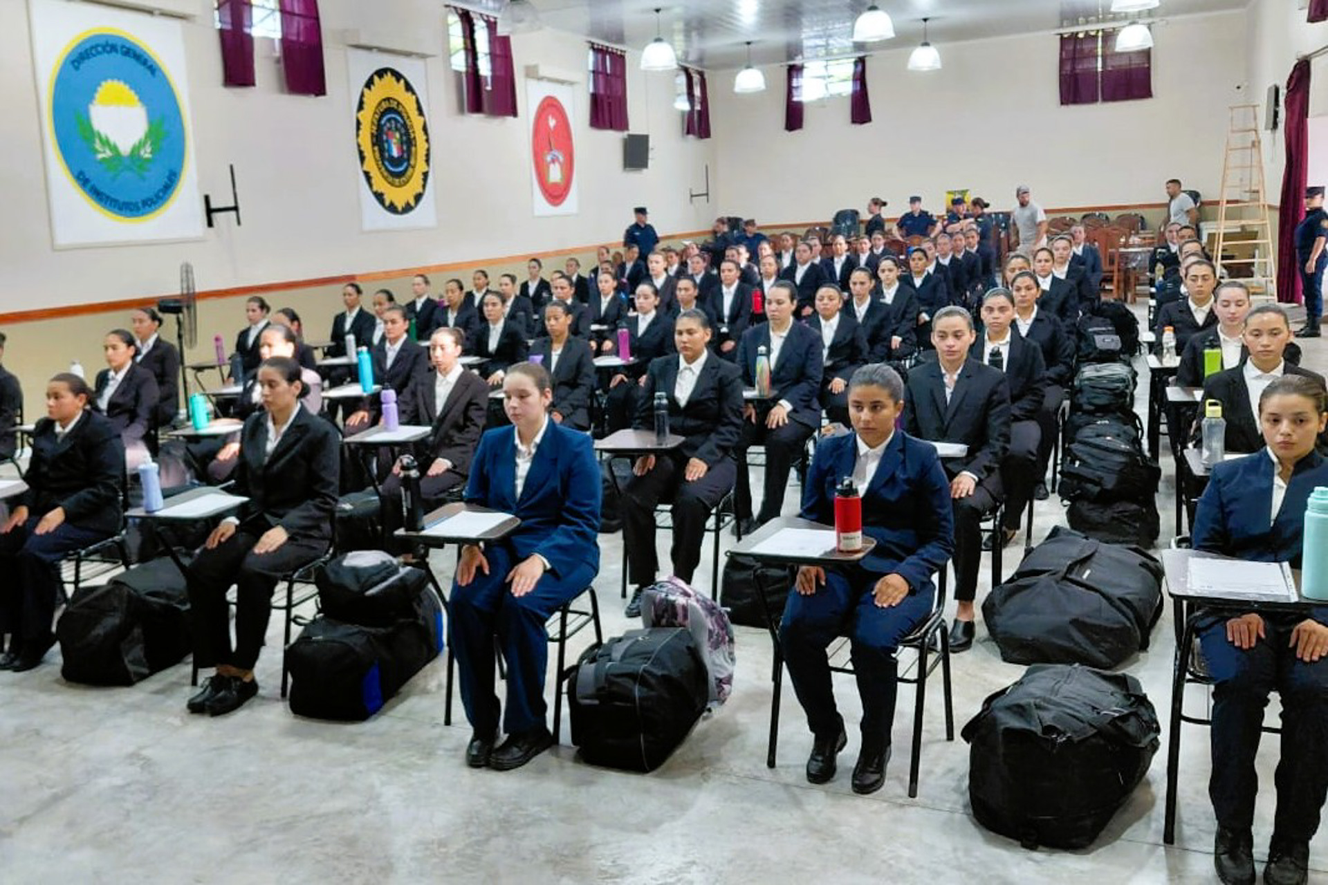 Se incorporan 80 mujeres a la Escuela de Suboficiales en Rosario del Tala