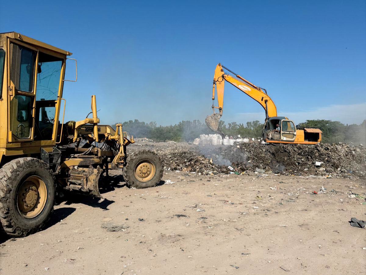 Siguen los trabajos en el basural para reducir el impacto ambiental