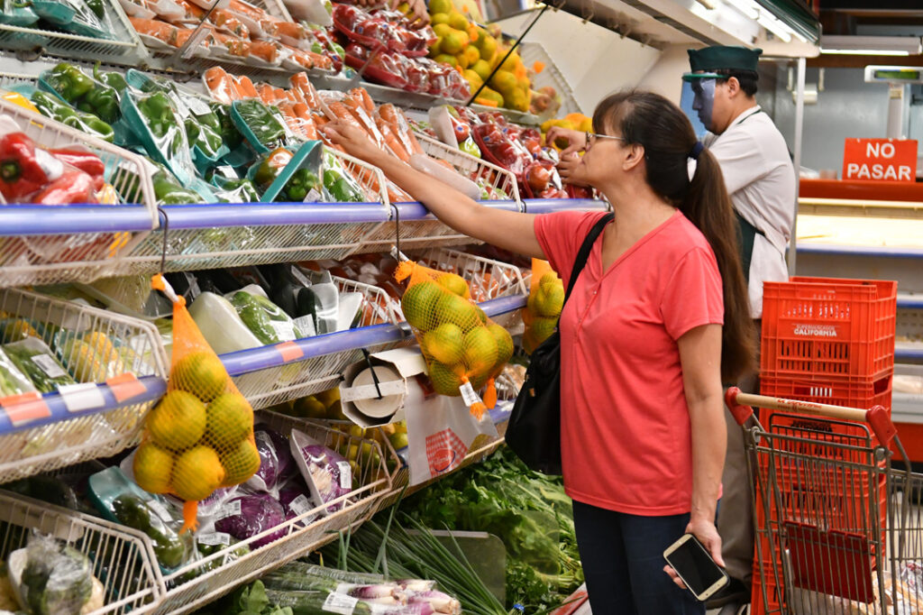 La canasta básica en La Paz superó los $495 mil en marzo y registró una suba del 3,4%