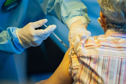 Continúa la campaña de vacunación antigripal 2026 para afiliados de PAMI