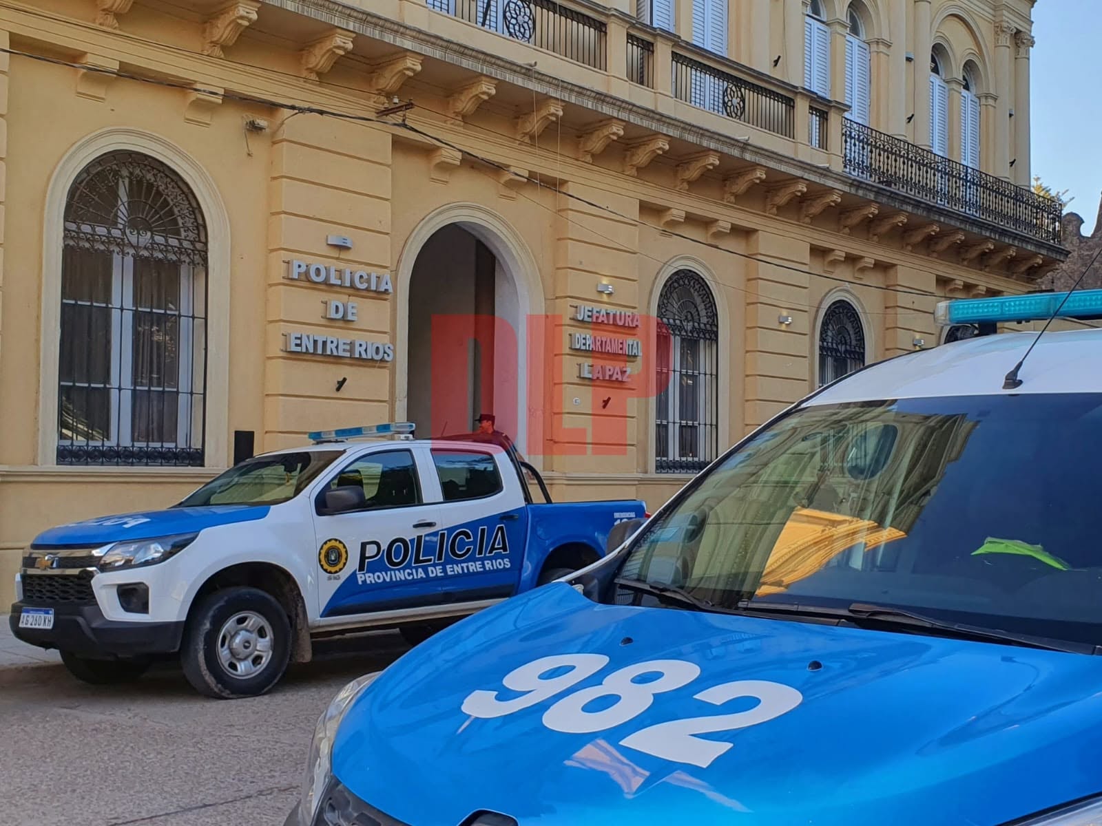El policía de La Paz y los otros tres imputados por el presunto abuso en Feliciano dejaron la cárcel y cumplirán prisión domiciliaria