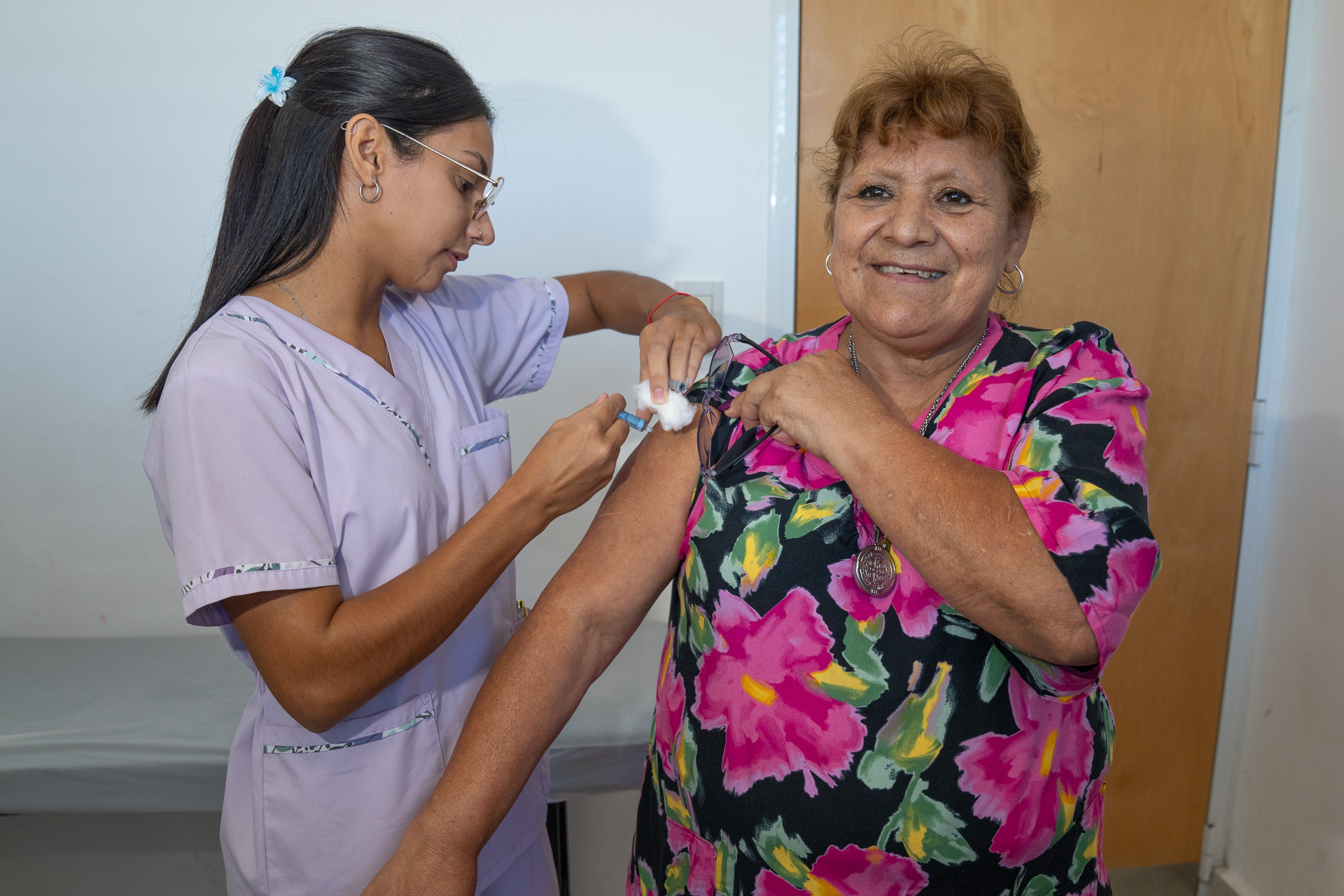 Salud insta a completar esquemas de vacunación antigripal a la población objetivo