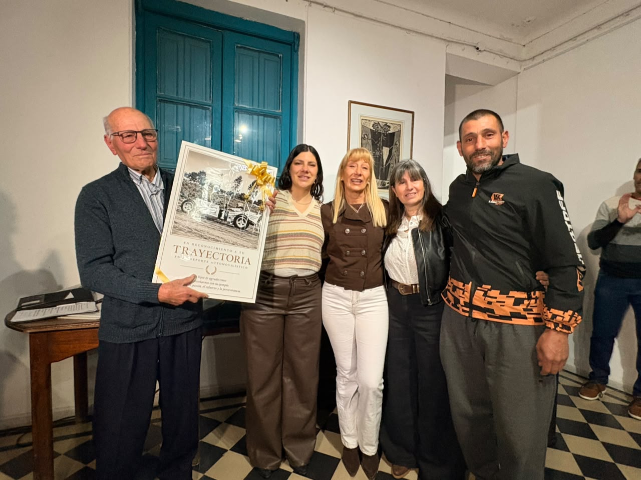 La Paz homenajeó a Duval “El Negro” Arlotti, “El Caballero de las Pistas”